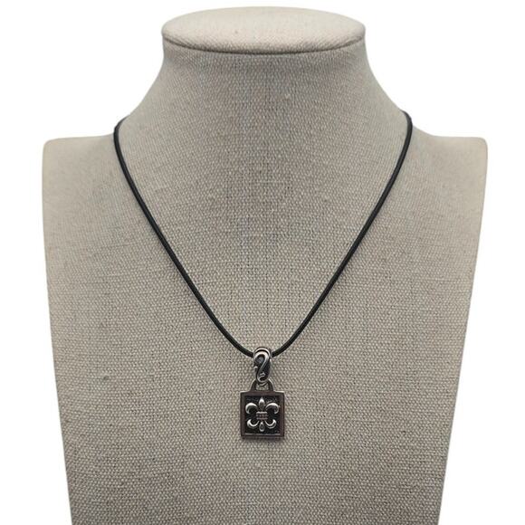 Silpada Sterling 925 Silver Fleur de Lis Tag Slide Rectangle Pendant - Picture 2 of 5